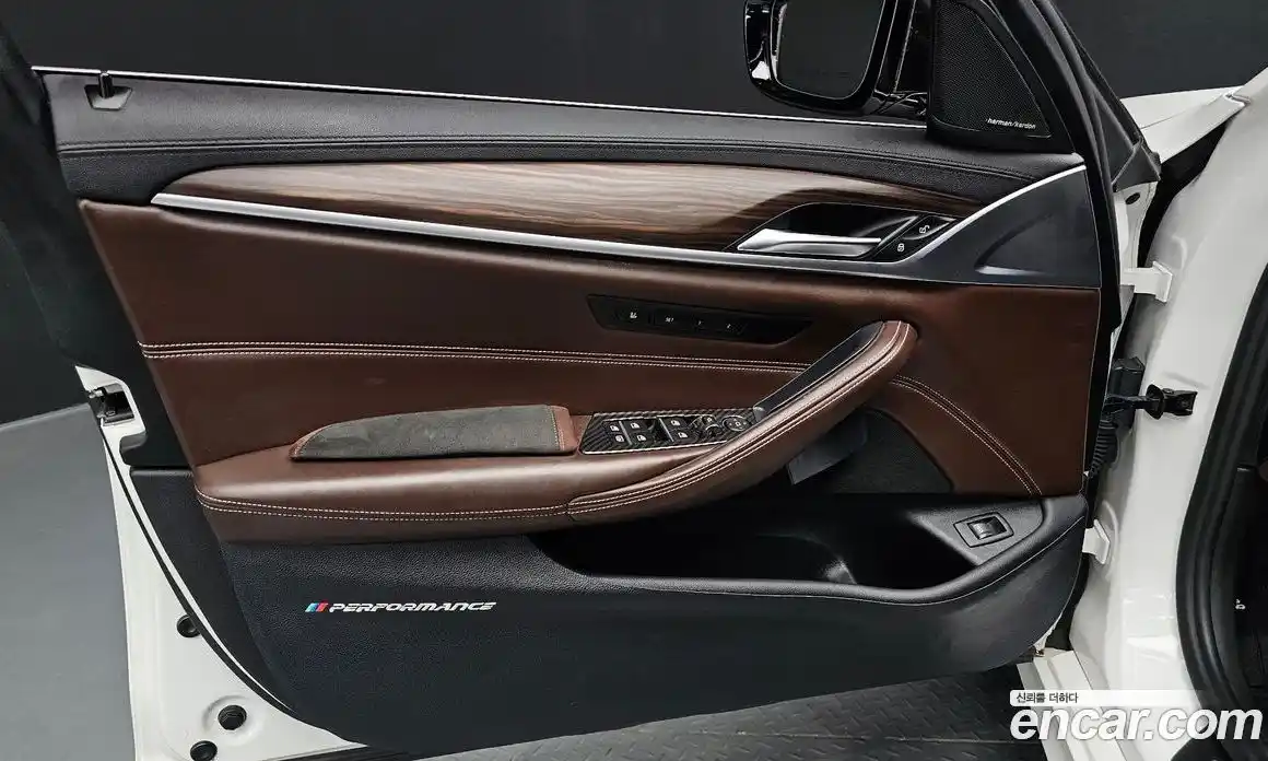 BMW 5-Series 2017 2.0 гидро в Москве № 1831202, фото 13