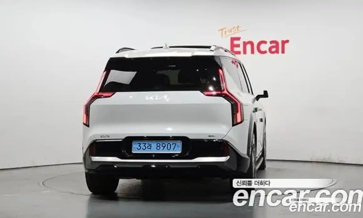 Kia EV9 2023 0.2 гидро в Москве № 1831409, фото 4