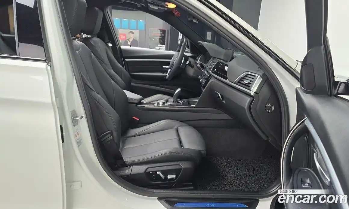 BMW 3-Series 2018 2.0 гидро в Москве № 1831844, фото 11