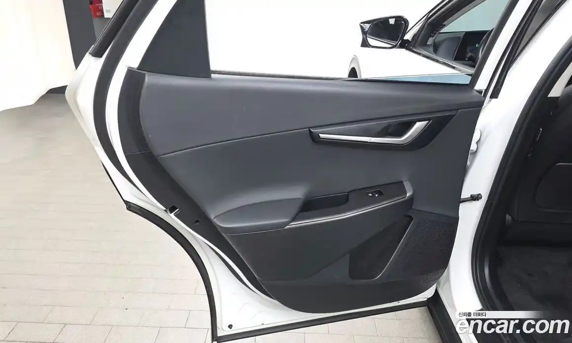 Kia EV6 2022 0.1 гидро в Москве № 1831982, фото 15
