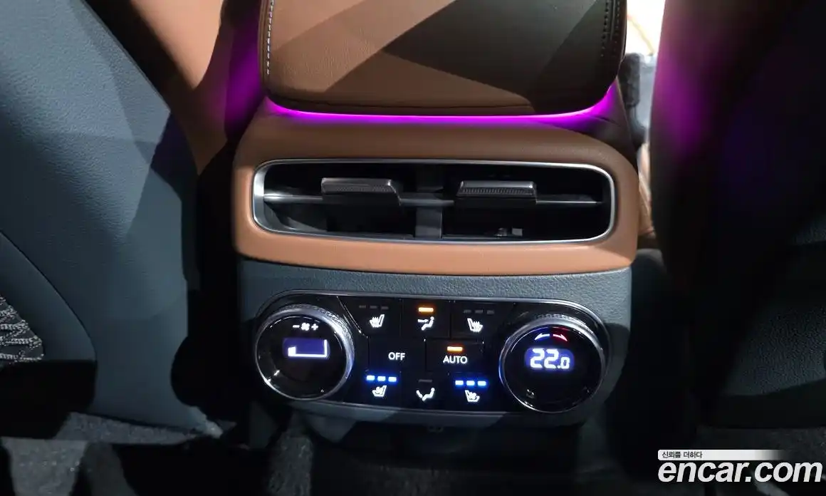 Genesis GV70 2023 2.5 гидро в Москве № 1832286, фото 25