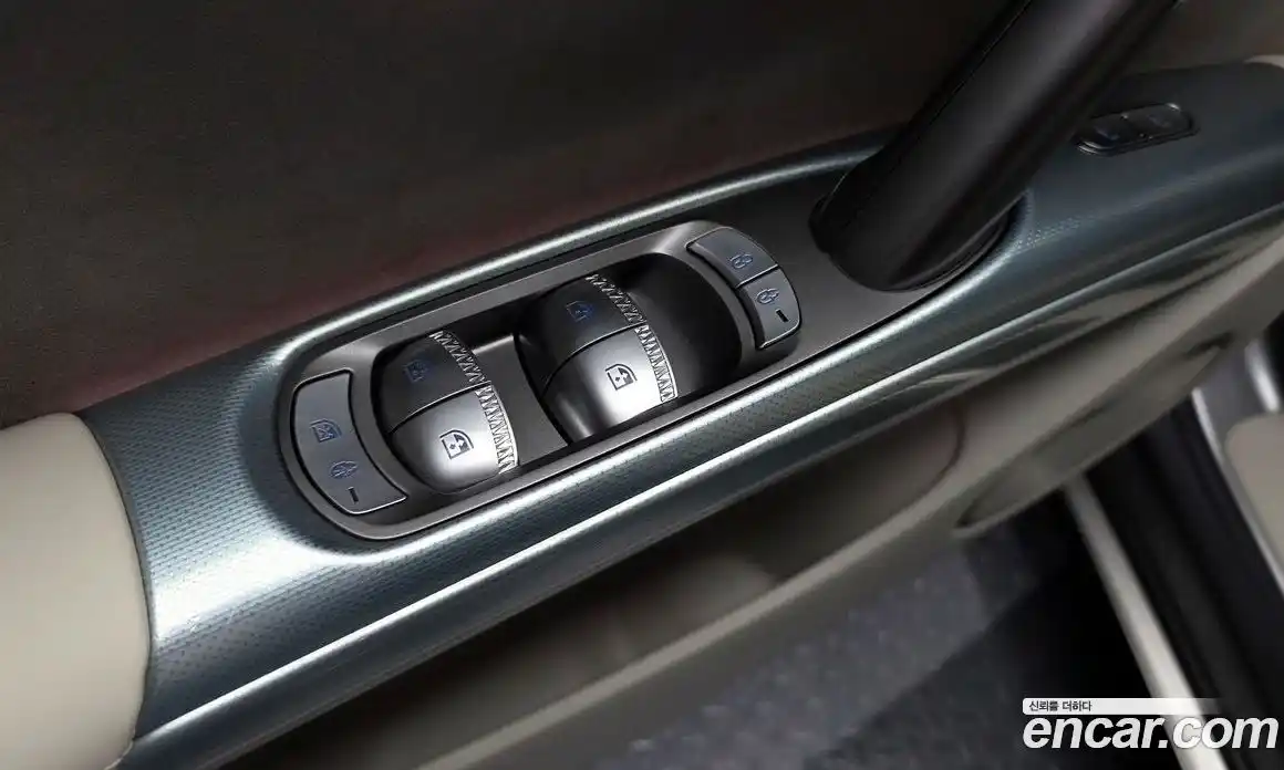 Genesis GV60 2022 0.1 гидро в Москве № 1832520, фото 27