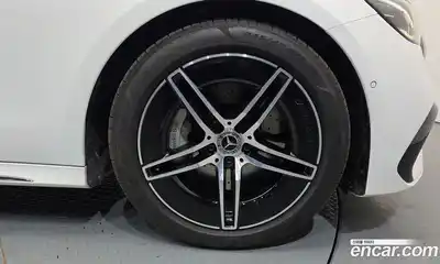 Mercedes-Benz E-Class 2025 2.0 гидро в Москве № 1832559, миниатюра 5