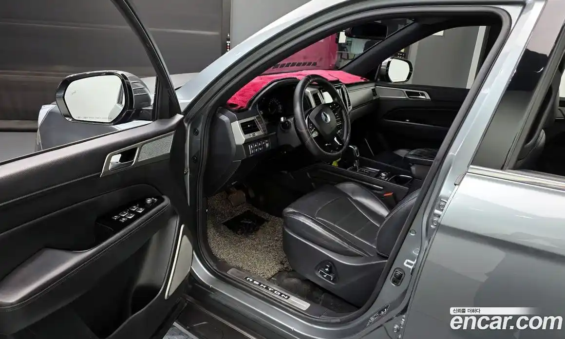 SsangYong Rexton 2017 2.2 гидро в Москве № 1832888, фото 13
