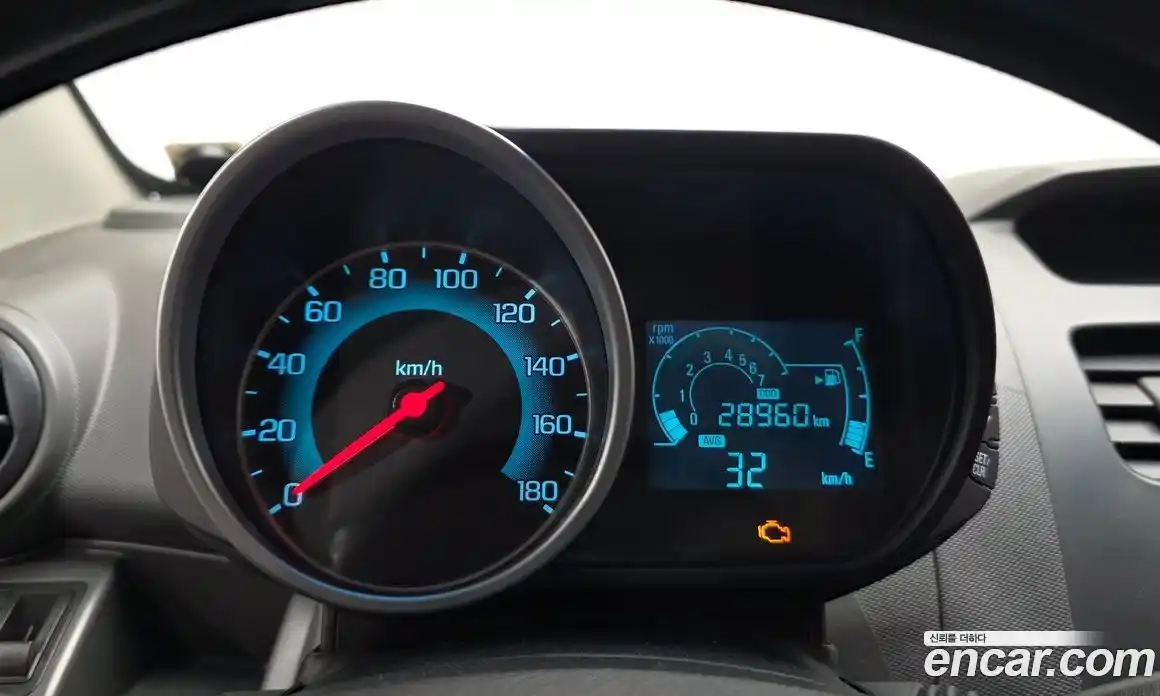 Chevrolet Spark 2013 1.0 гидро в Москве № 1833545, фото 8