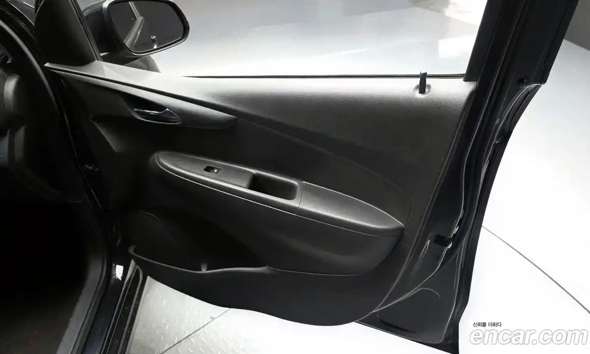 Chevrolet Spark 2015 1.0 гидро в Москве № 1834054, фото 14