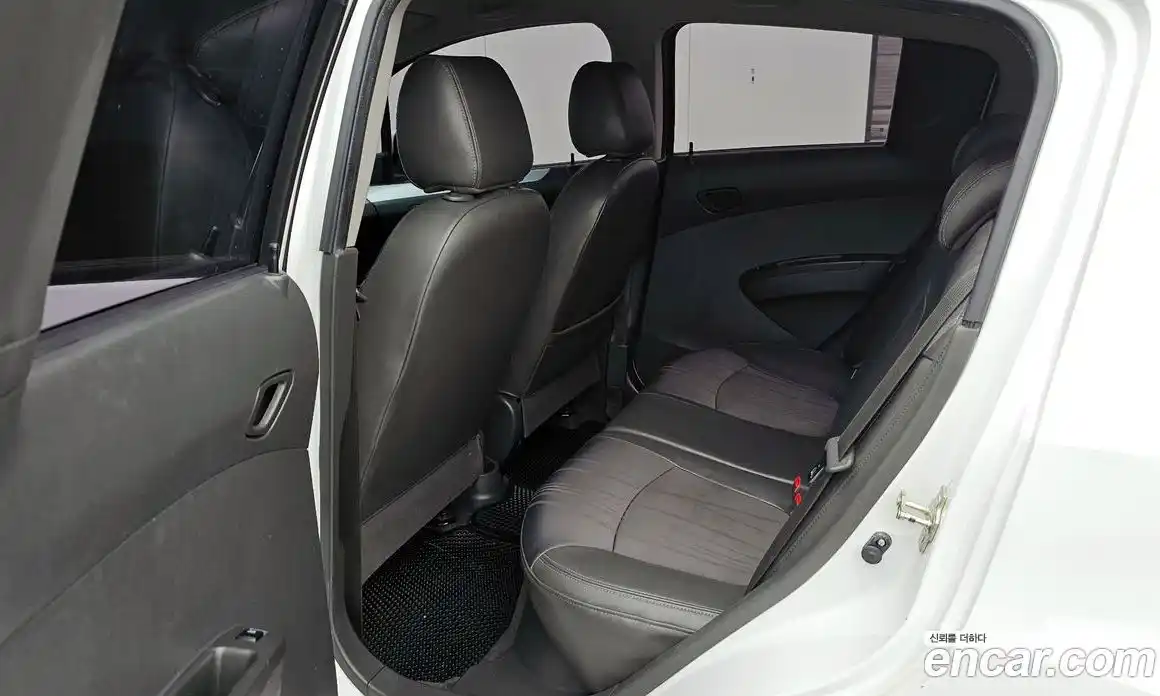Chevrolet Spark 2013 1.0 гидро в Москве № 1834142, фото 11