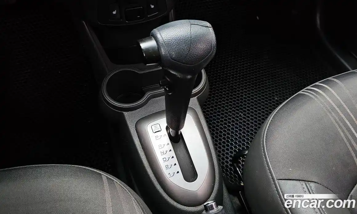 Chevrolet Spark 2013 1.0 гидро в Москве № 1834142, фото 9