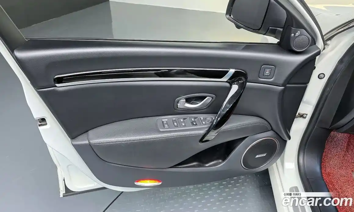 Renault SM7 2016 2.5 гидро в Москве № 1834573, фото 14