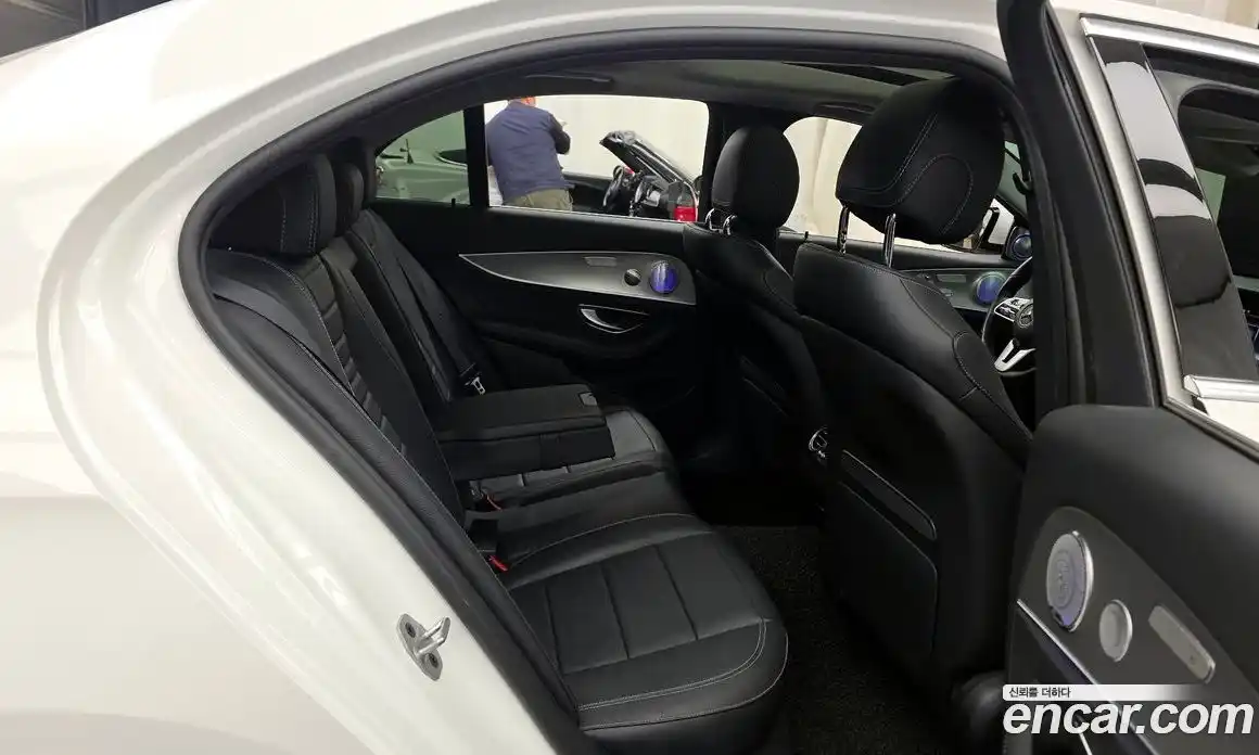 Mercedes-Benz E-Class 2020 2.0 гидро в Москве № 1835967, фото 17
