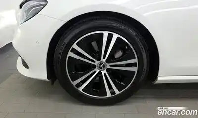 Mercedes-Benz E-Class 2020 2.0 гидро в Москве № 1835967, миниатюра 5