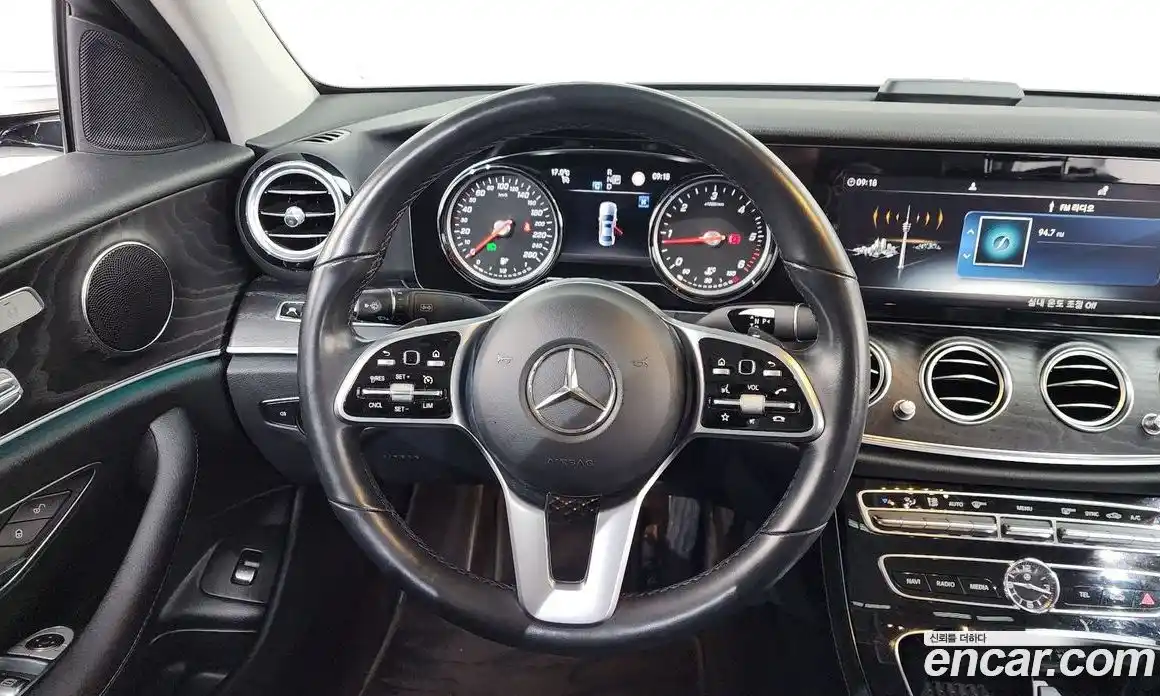 Mercedes-Benz E-Class 2019 1.9 гидро в Москве № 1836094, фото 12