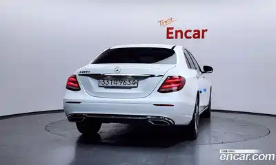 Mercedes-Benz E-Class 2019 1.9 гидро в Москве № 1836094, миниатюра 4