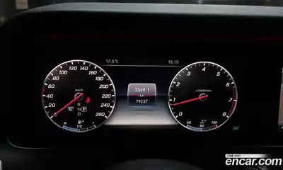 Mercedes-Benz E-Class 2018 2.0 гидро в Москве № 1836097, миниатюра 11