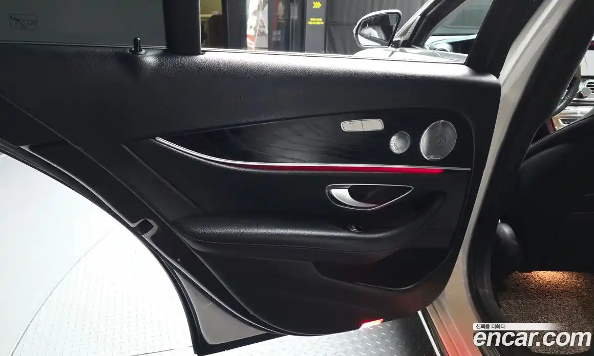 Mercedes-Benz E-Class 2018 2.0 гидро в Москве № 1836097, фото 15