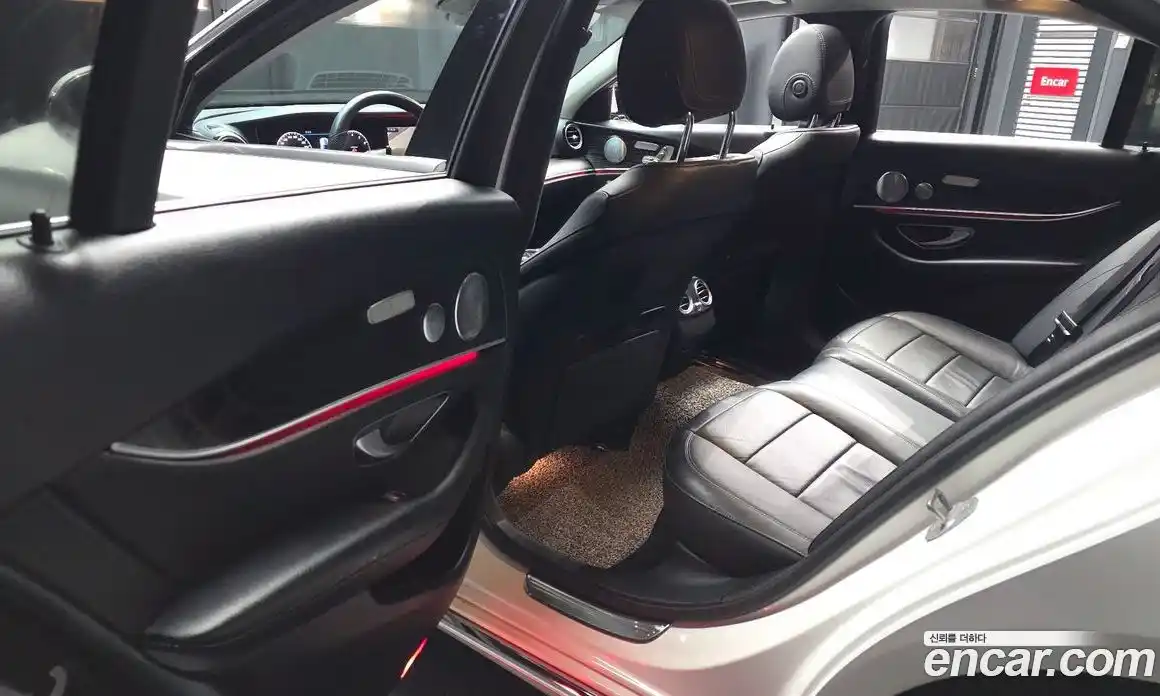 Mercedes-Benz E-Class 2018 2.0 гидро в Москве № 1836097, фото 16
