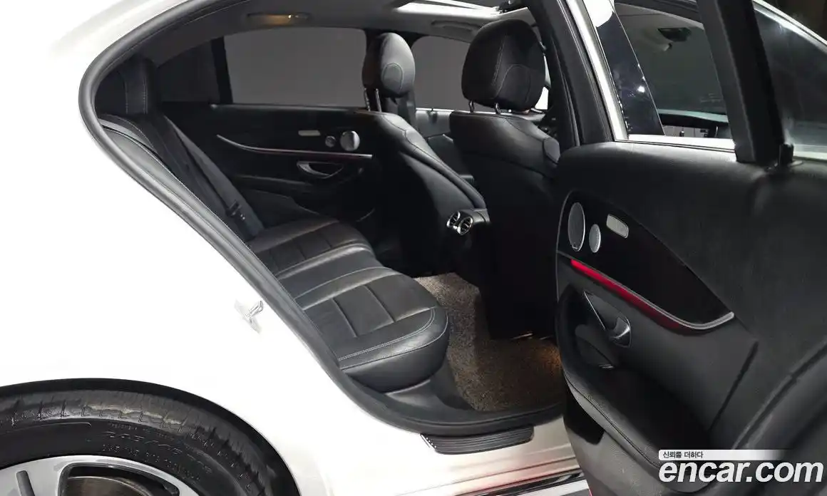 Mercedes-Benz E-Class 2018 2.0 гидро в Москве № 1836097, фото 18