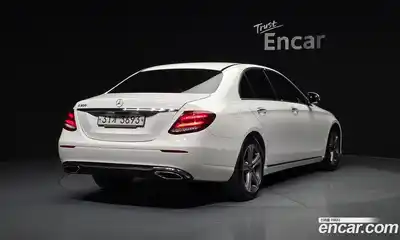 Mercedes-Benz E-Class 2018 2.0 гидро в Москве № 1836097, миниатюра 2