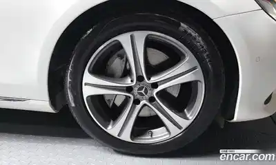 Mercedes-Benz E-Class 2018 2.0 гидро в Москве № 1836097, миниатюра 5