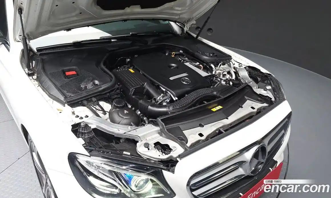 Mercedes-Benz E-Class 2018 2.0 гидро в Москве № 1836097, фото 6