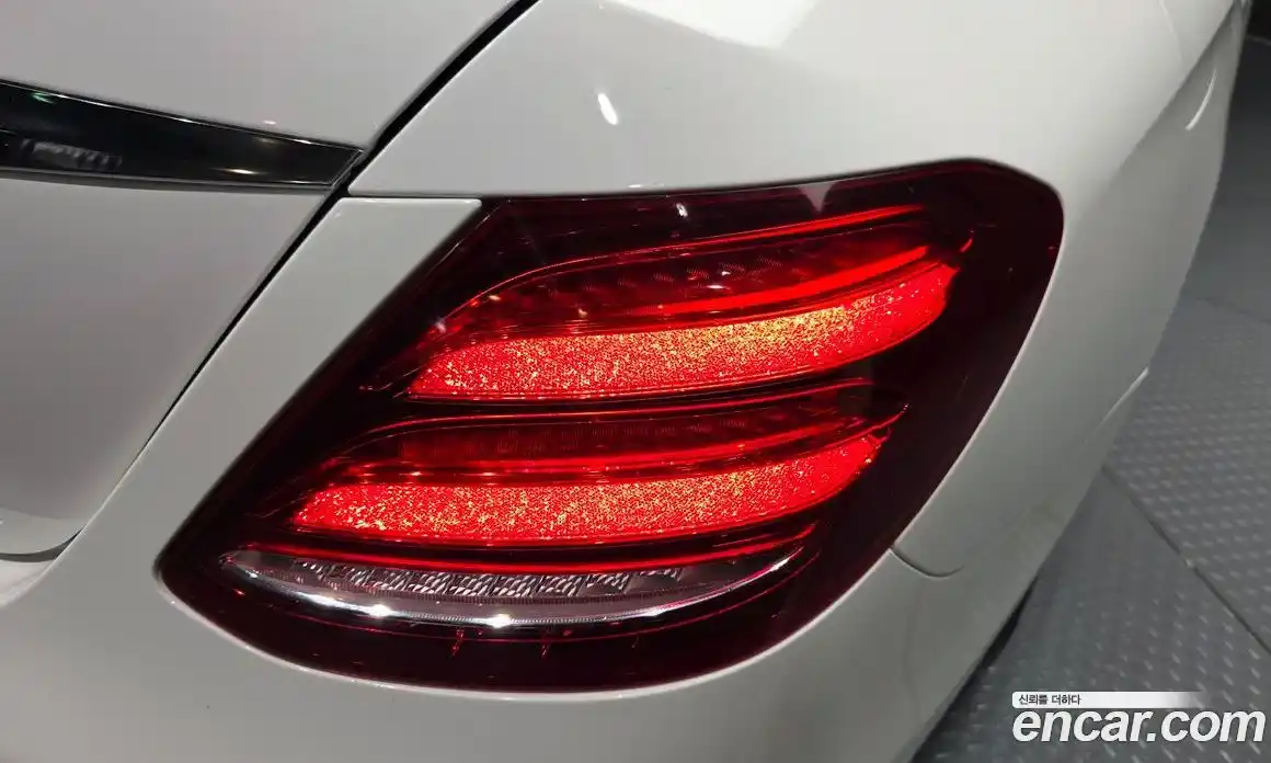 Mercedes-Benz E-Class 2018 2.0 гидро в Москве № 1836097, фото 9