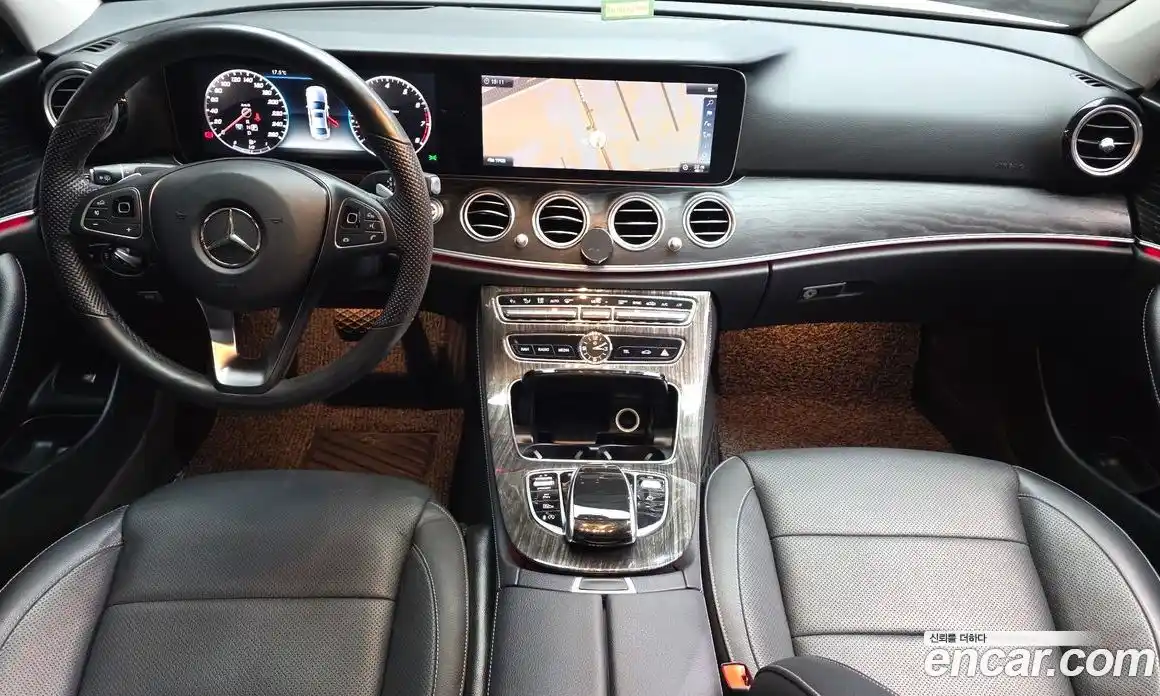 Mercedes-Benz E-Class 2018 2.0 гидро в Москве № 1836097, фото 10