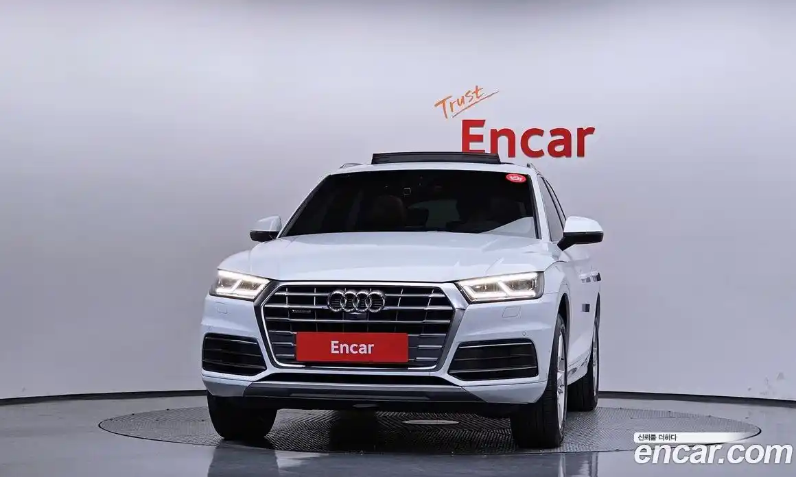 Audi Q5 2020 2.0 гидро в Москве № 1836303, фото 3