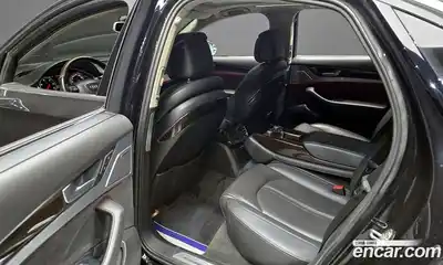 Audi A8 2014 4.1 гидро в Москве № 1836651, миниатюра 11