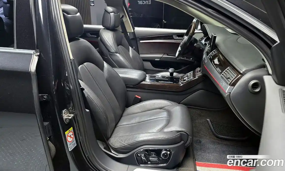Audi A8 2014 4.1 гидро в Москве № 1836651, фото 12