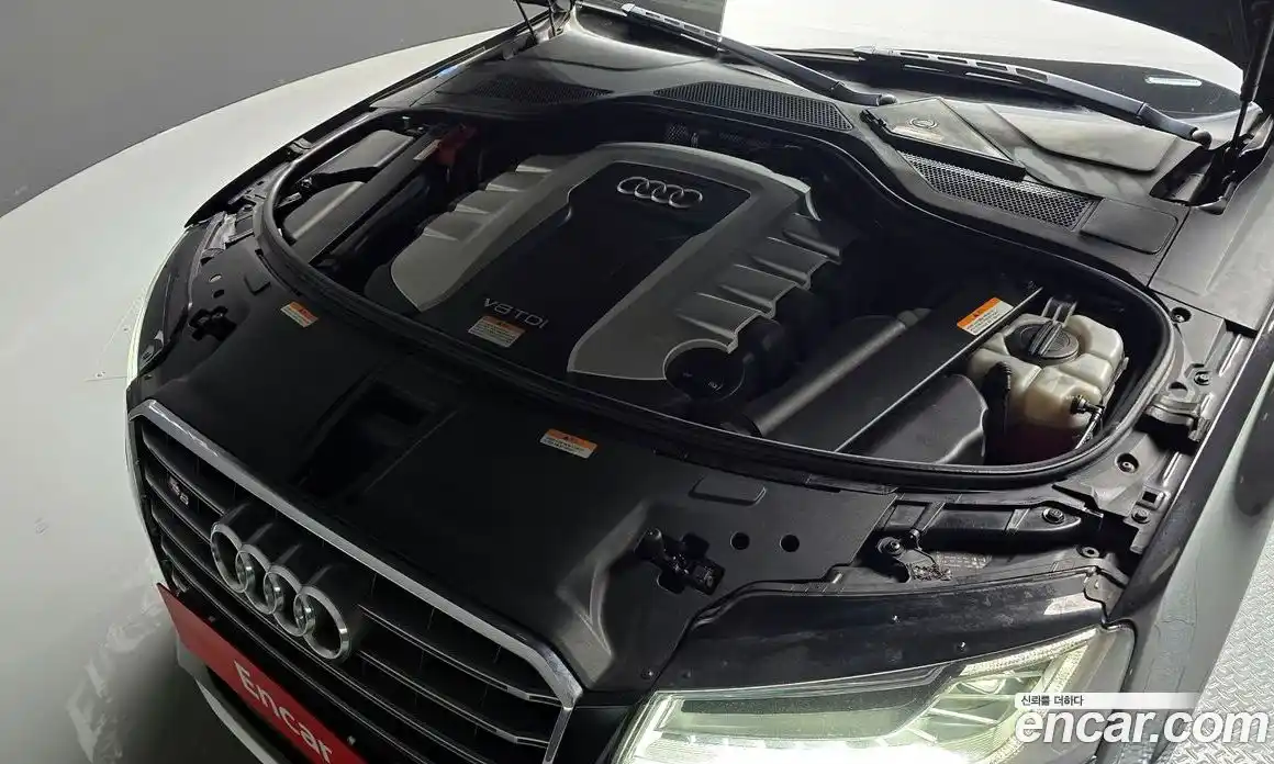 Audi A8 2014 4.1 гидро в Москве № 1836651, фото 6