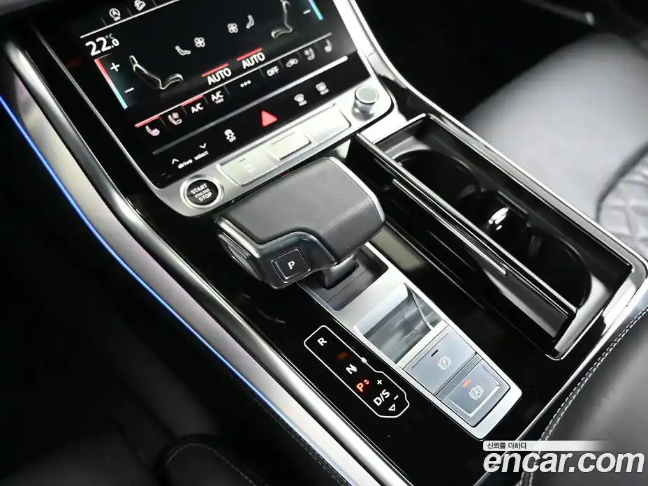 Audi Q8 2023 3.0 гидро в Москве № 1836666, фото 9
