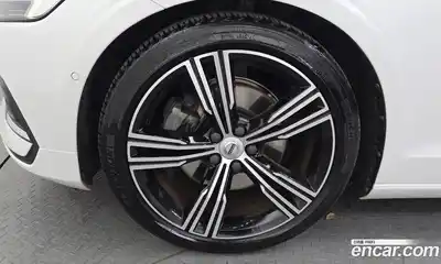 Volvo S60 2020 2.0 гидро в Москве № 1836855, миниатюра 5