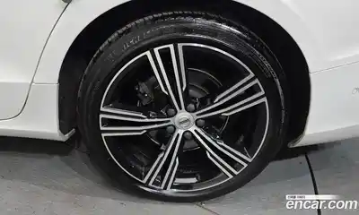 Volvo S60 2020 2.0 гидро в Москве № 1836855, миниатюра 7