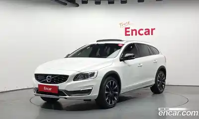 Volvo V60, 2015