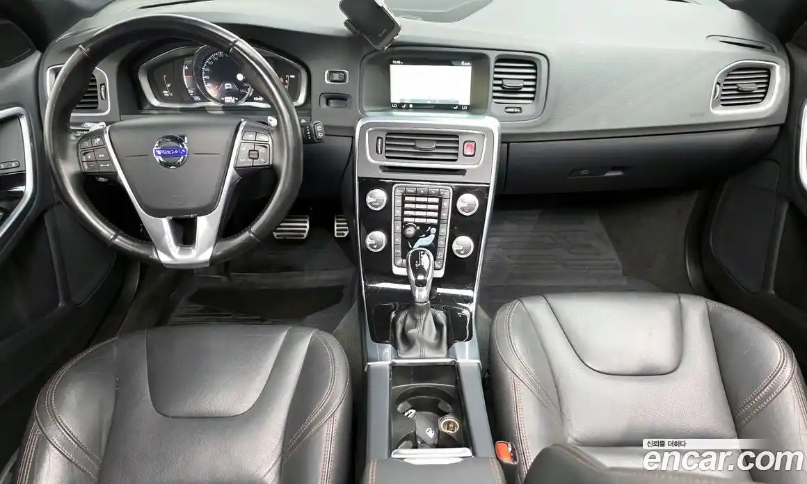 Volvo V60 2015 2.5 гидро в Москве № 1836894, фото 7