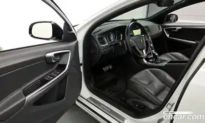 Volvo V60 2015 2.5 гидро в Москве № 1836894, миниатюра 10