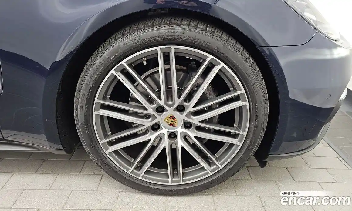 Porsche Panamera 2018 3.0 гидро в Москве № 1837063, фото 7