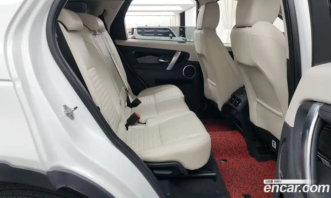 Land Rover Discovery Sport 2021 2.0 гидро в Москве № 1837307, фото 18