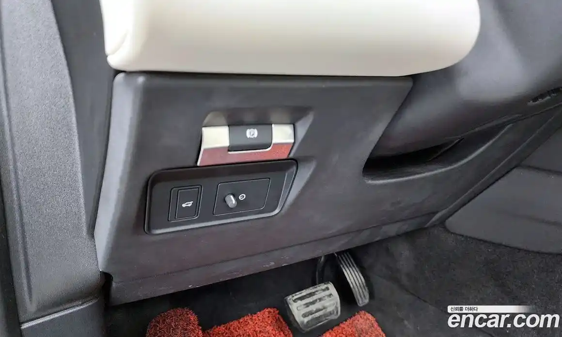 Land Rover Discovery Sport 2021 2.0 гидро в Москве № 1837307, фото 22