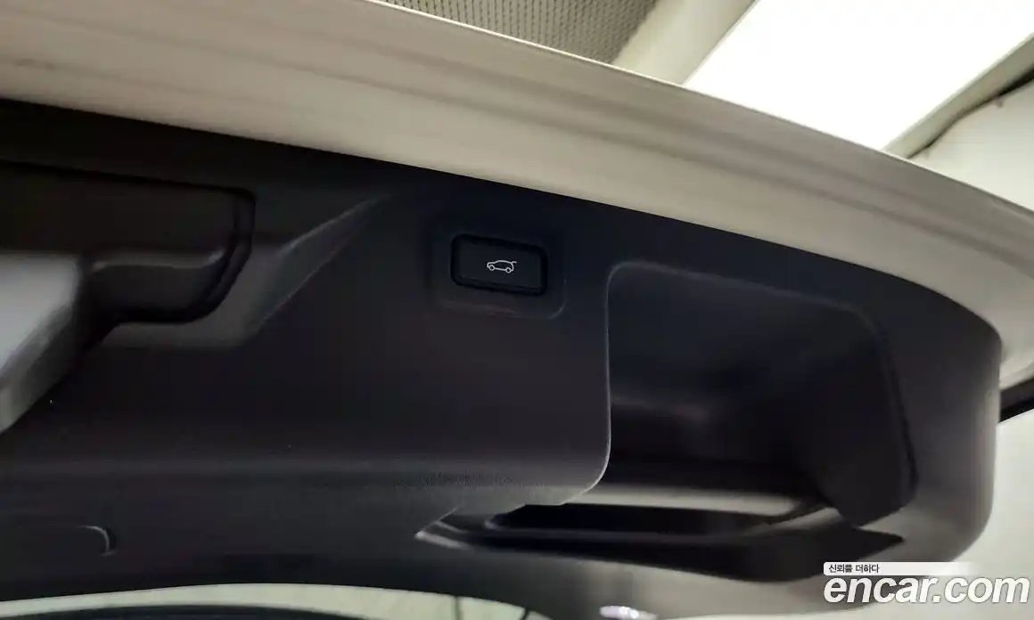 Land Rover Discovery Sport 2021 2.0 гидро в Москве № 1837307, фото 32