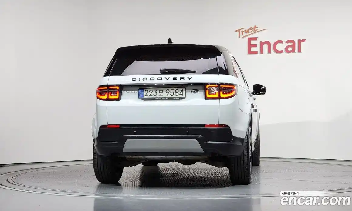 Land Rover Discovery Sport 2021 2.0 гидро в Москве № 1837307, фото 4