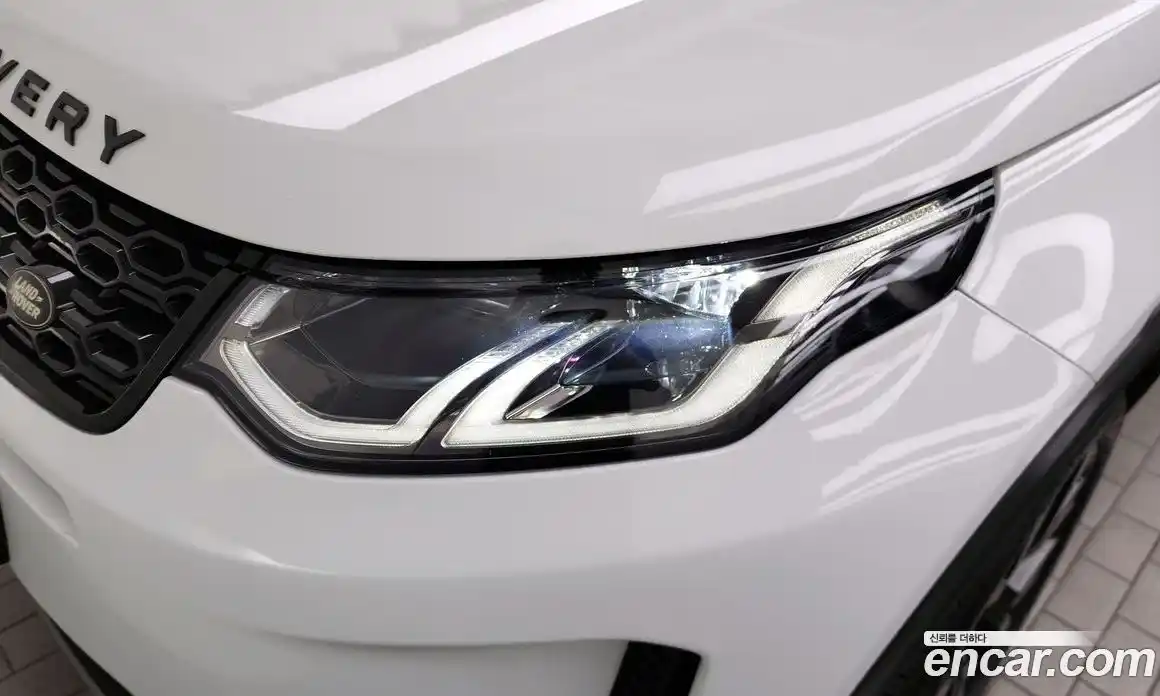 Land Rover Discovery Sport 2021 2.0 гидро в Москве № 1837307, фото 8