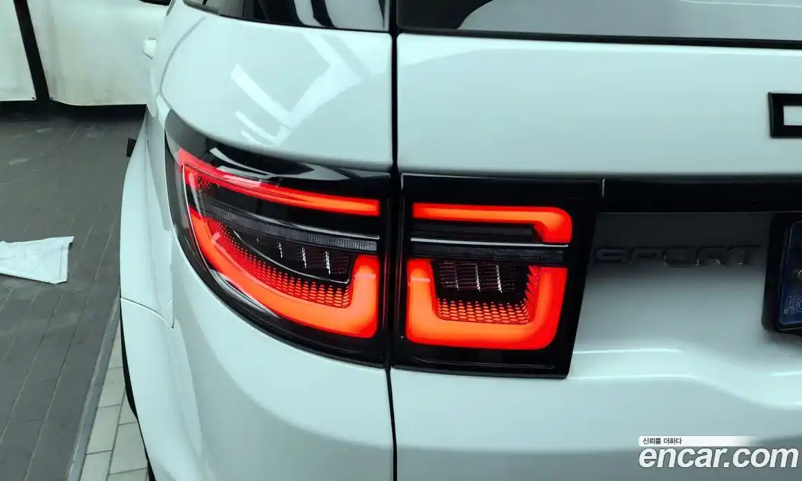 Land Rover Discovery Sport 2021 2.0 гидро в Москве № 1837307, фото 9