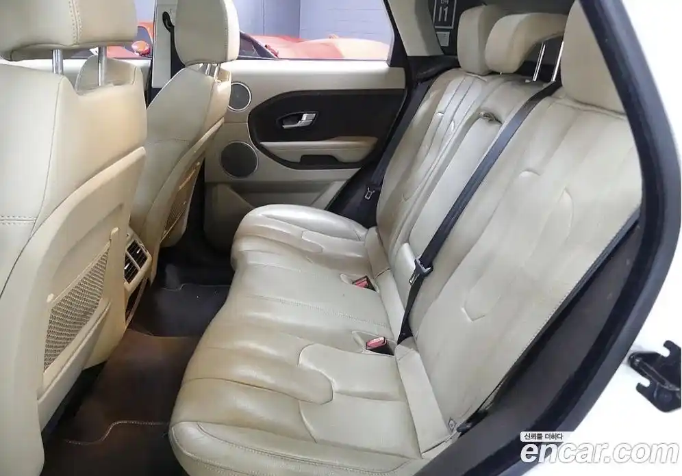 Land Rover Range-Rover Evoque 2015 2.0 гидро в Москве № 1837469, фото 13