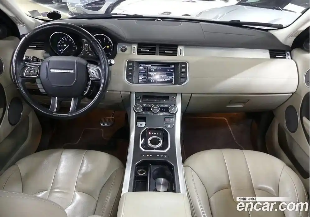 Land Rover Range-Rover Evoque 2015 2.0 гидро в Москве № 1837469, фото 4