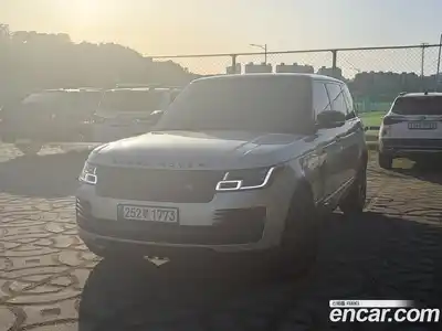 Land Rover Range-Rover 2018 4.4 гидро в Москве № 1837473, миниатюра 2