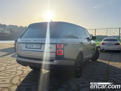 Land Rover Range-Rover 2018 4.4 гидро в Москве № 1837473, миниатюра 3