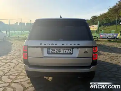 Land Rover Range-Rover 2018 4.4 гидро в Москве № 1837473, миниатюра 4