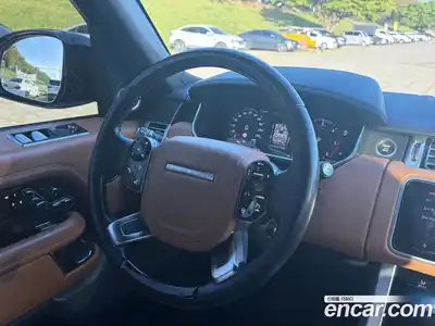 Land Rover Range-Rover 2018 4.4 гидро в Москве № 1837473, миниатюра 5