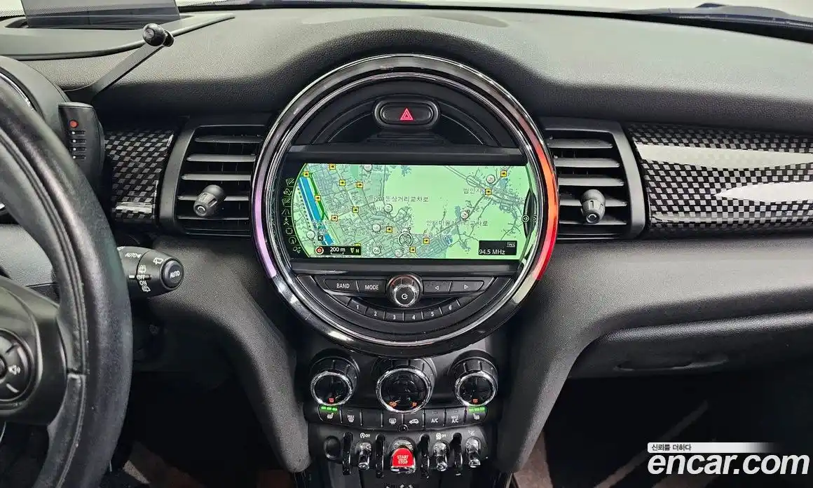 Mini Cooper 2017 2.0 гидро в Москве № 1837654, фото 16